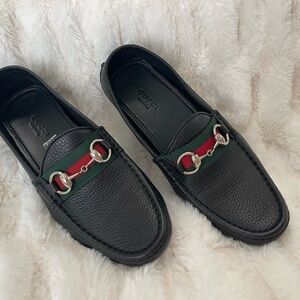 Gucci Black Leather Horsebit Loafers with Green/Red Web